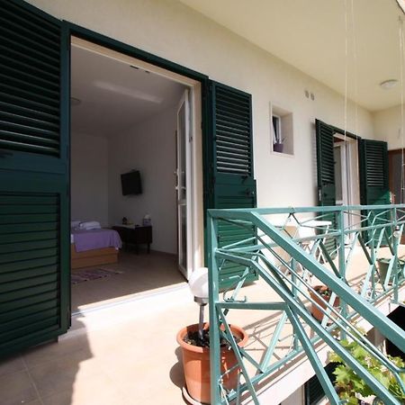 Privatna Soba Gita Apartman Sumartin Kültér fotó