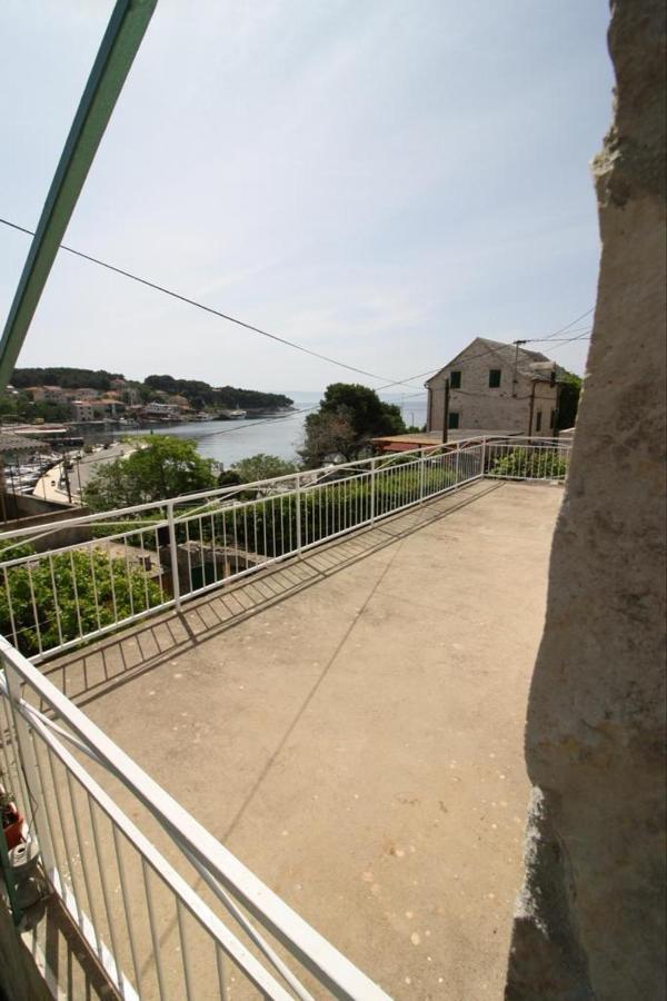 Privatna Soba Gita Apartman Sumartin Kültér fotó